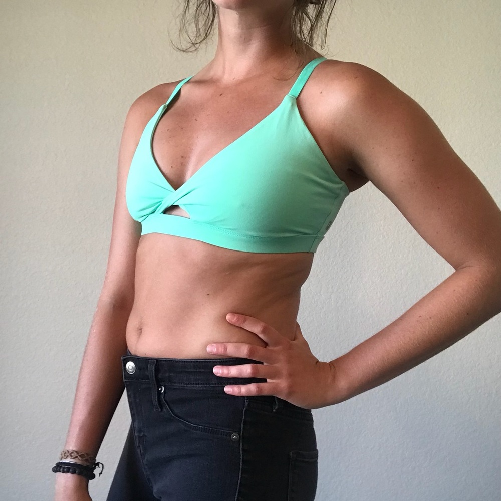 Fabletics Sea-green Sports Bra